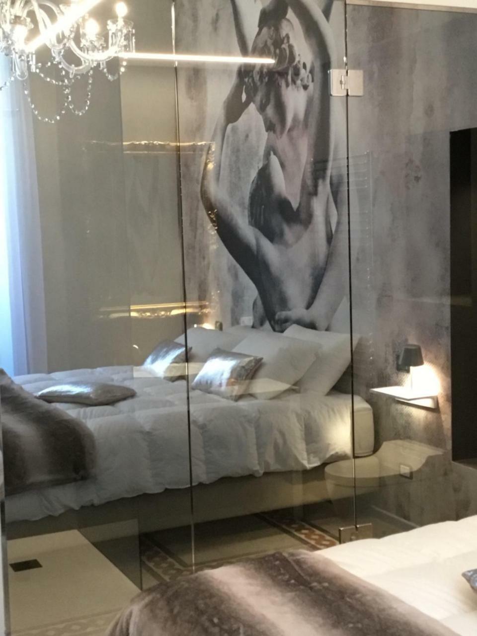 Palazzo Dei Grifoni - Luxury Suites - Сан-Бенедетто-дель-Тронто Экстерьер фото