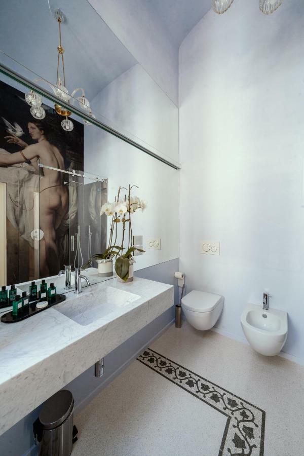 Palazzo Dei Grifoni - Luxury Suites - Сан-Бенедетто-дель-Тронто Экстерьер фото